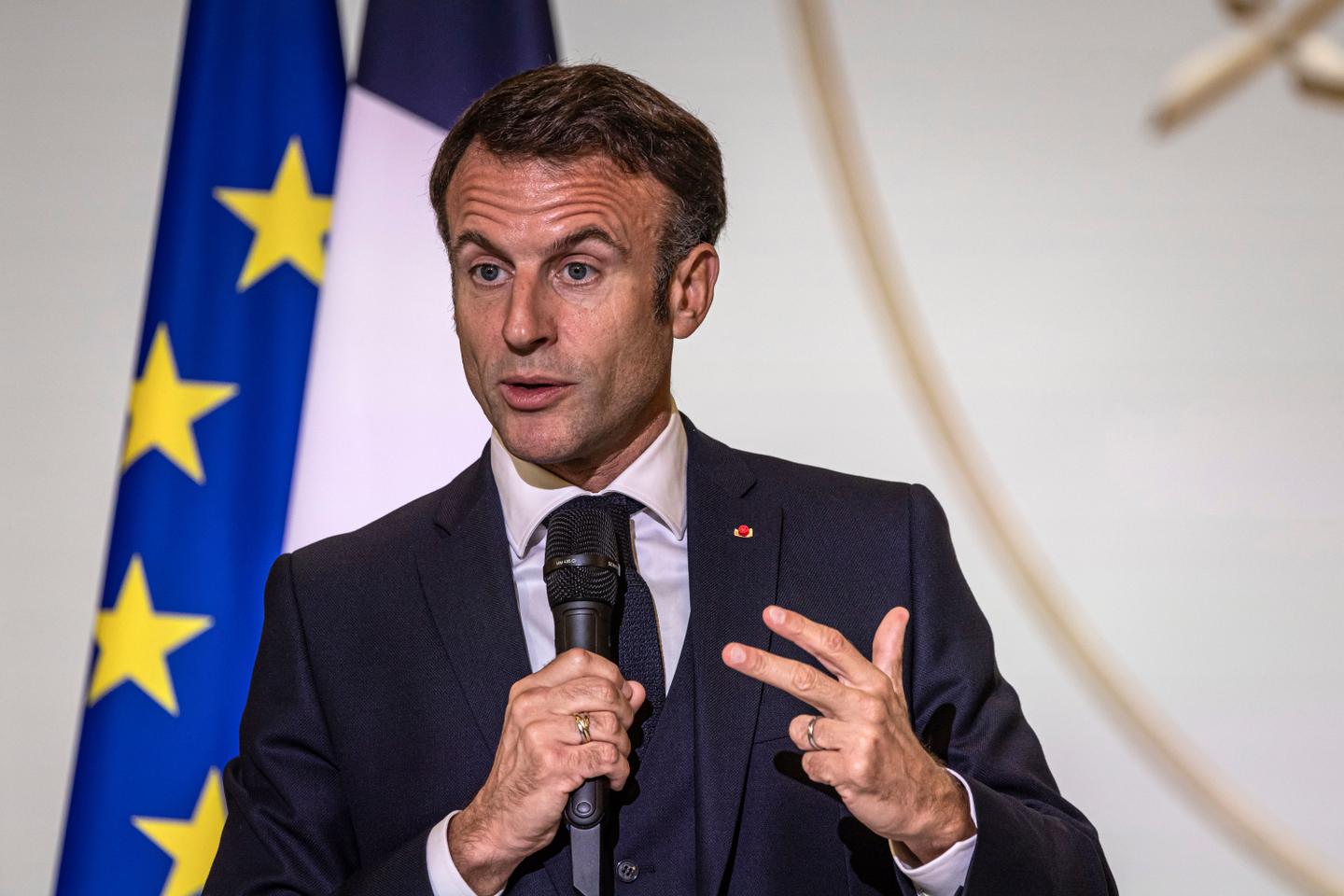 Macron to call for 'resumption of a genuine peace process' on Israel visit