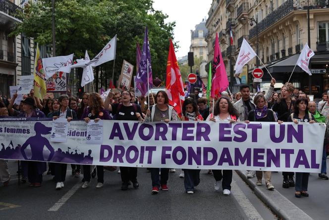 Manifestation pour défendre le droit à l’avortement, à Paris, le 28 septembre 2023.