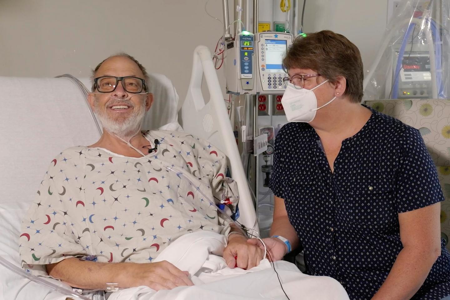 Second man to receive experimental pig heart transplant dies