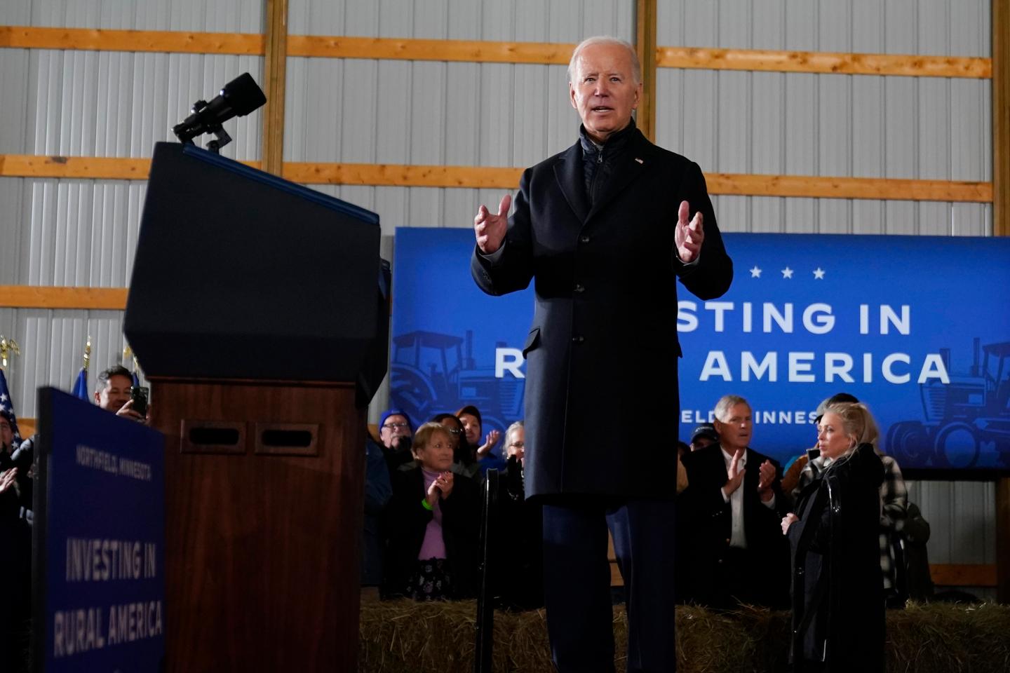 Biden calls for a humanitarian 'pause' in Israel-Hamas war