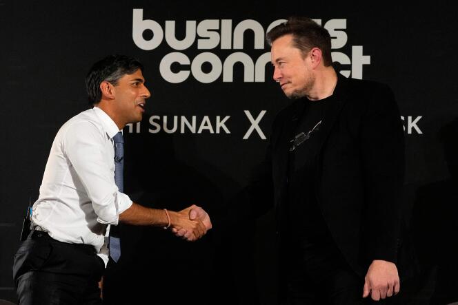 Le premier ministre britannique, Rishi Sunak, à gauche, avec le président de X, Elon Musk, le 2 novembre à Londres lors d’un sommet sur l’intelligence artificielle.