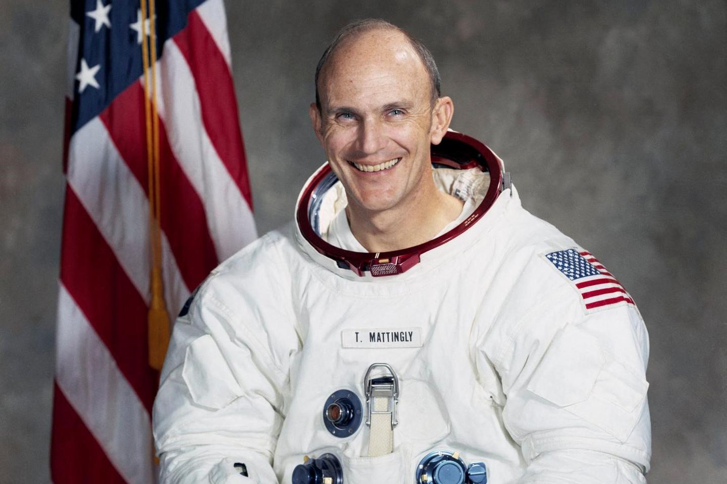 Apollo astronaut Thomas Mattingly dies at 87