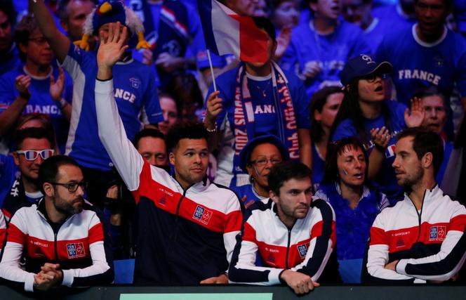 Jo-Wilfried Tsonga, Gilles Simon et Richard Gasquet lors de la finale de la Coupe Davis au Stade Pierre-Mauroy à Lille, le 26 novembre 2017.
