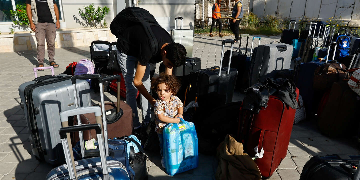 A total of over a hundred French people were evacuated from Gaza