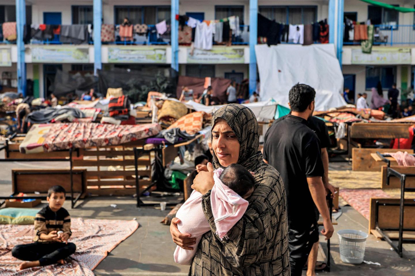 Displaced Gazans lack everything in overcrowded UNRWA shelters