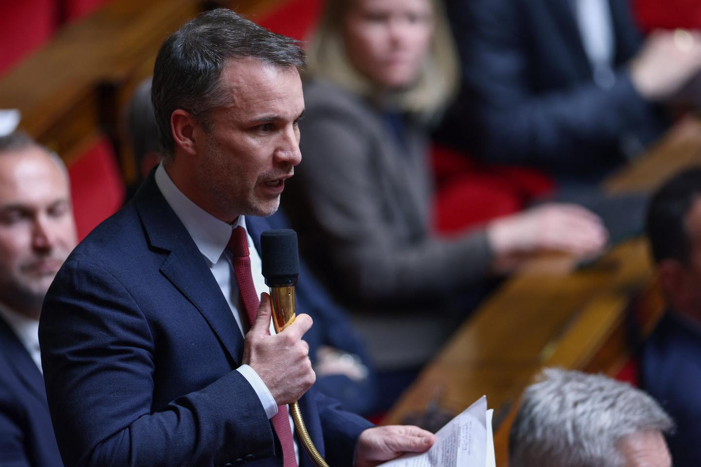 French MPs failed to declare trips paid by Qatar