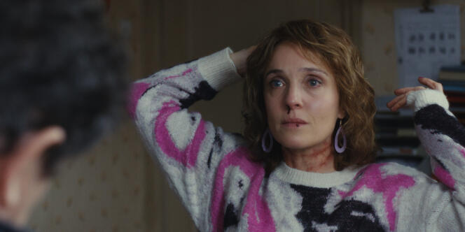 Christine Labot (Alix Poisson) dans la série « Sambre », créée par Jean-Xavier de Lestrade.