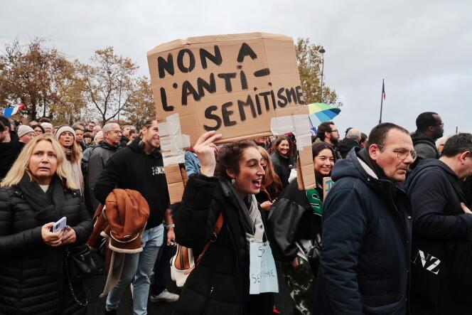 Manifestation contre l'antisémitisme, à Paris le 12 novembre 2023. 
