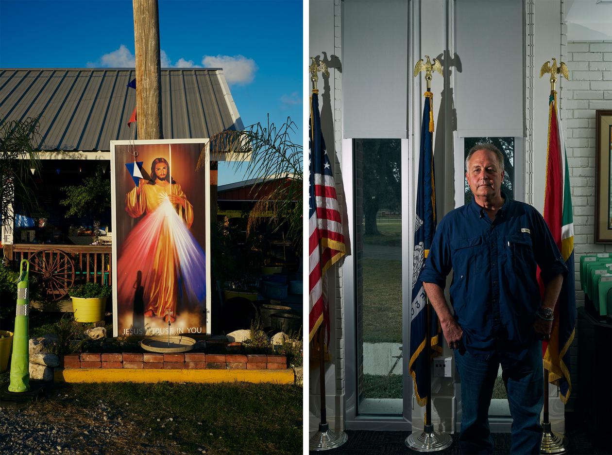 Panneaux religieux en bordure de route près de La Nouvelle-Orléans (Louisiane), le 27 octobre 2023. A droite : Keith Hinkley, le président de la paroisse de Plaquemine, à Belle Chasse (Louisiane). 