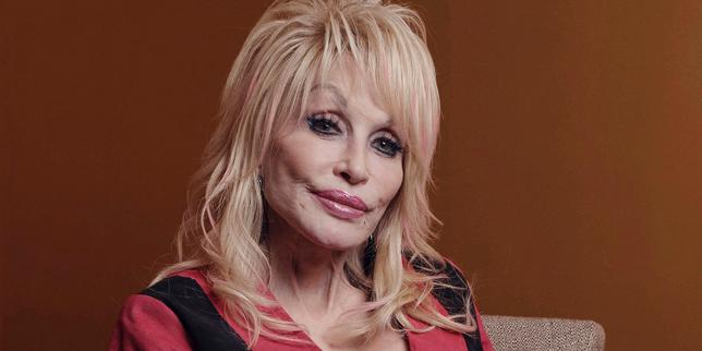 Dolly Parton, reine de la musique country et autrice-interprète de la chanson culte « Jolene », est morte à l’âge de 80 ans