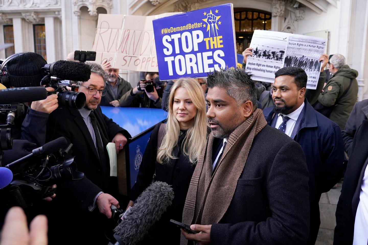 UK court rules against plan to deport migrants to Rwanda