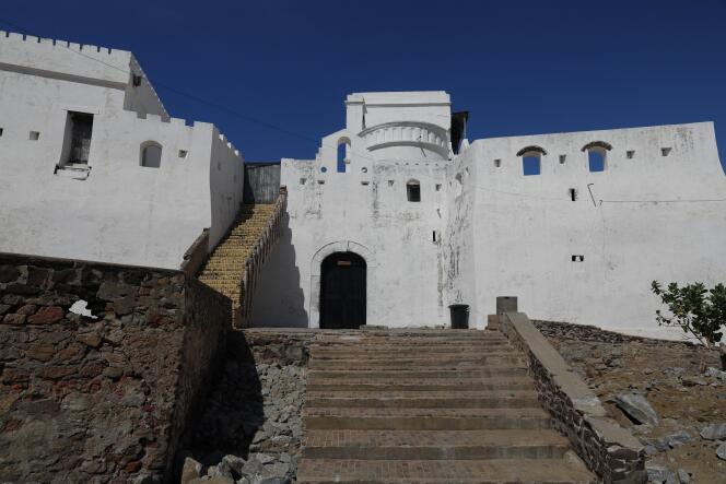 Le fort de Cape Coast au Ghana, ancien important comptoir colonial de la traite négrière, en mars 2023.
