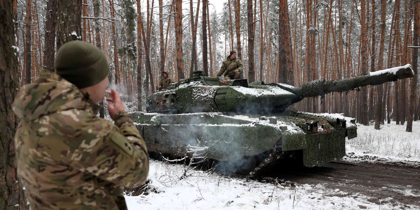 Volodymyr Zelensky reports “unfavorable weather on the battlefield”.