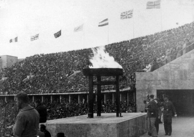 Znicz olimpijski w Berlinie w 1936 r.