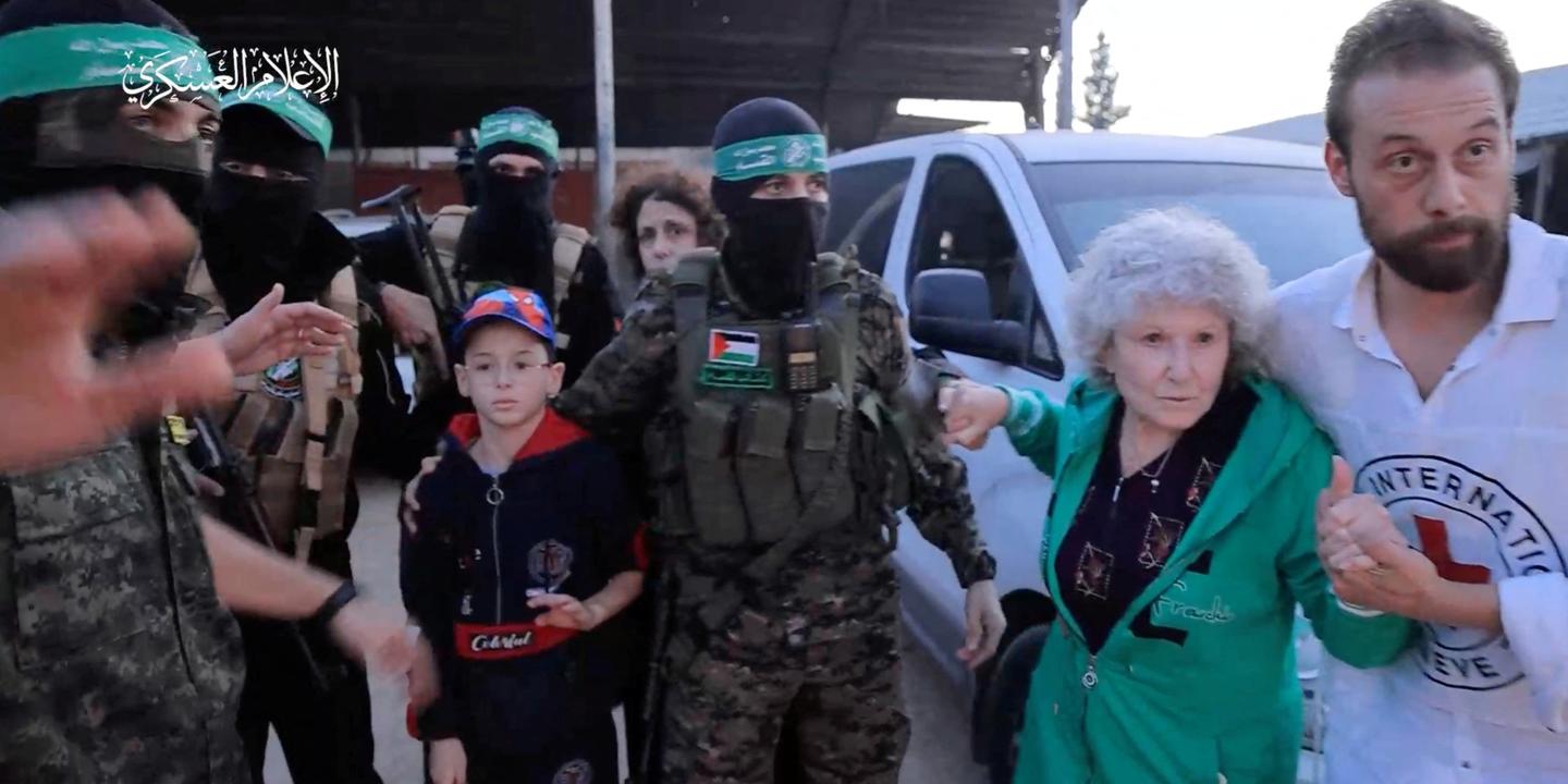 la France « salue » la libération d’otages et appelle à une trêve « durable »