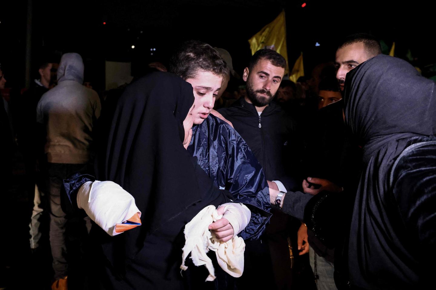 Israel and Hamas agree to extend truce for two more days, and to free more hostages and prisoners