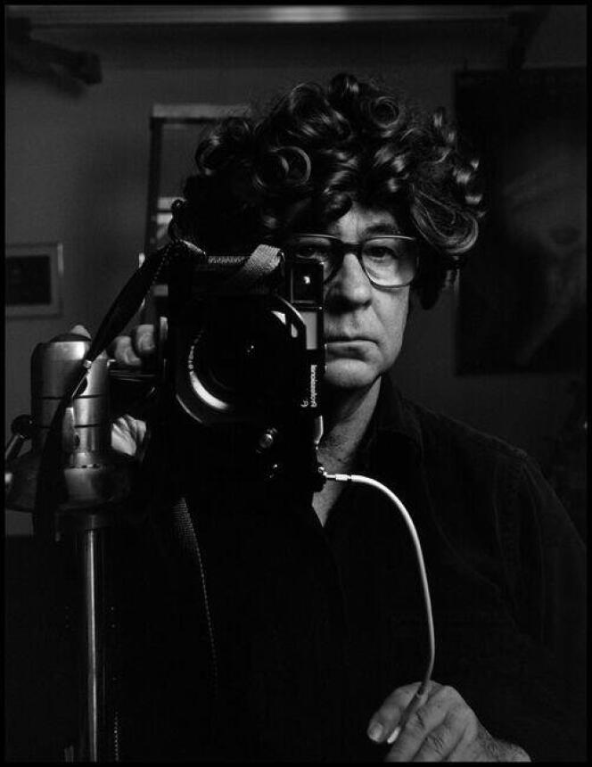 8db5a9a 1701376037451 magnum nyc17561 - The demise of Elliott Erwitt, the photographer who captured each human and canine wry comedy