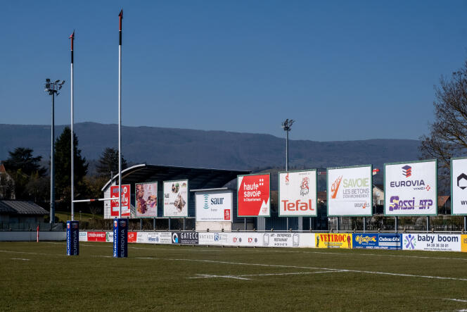 En los terrenos del Rugby Club Savoie en Rumilly (Alta Saboya), ciudad muy expuesta a las PFAS, el 10 de febrero de 2022.