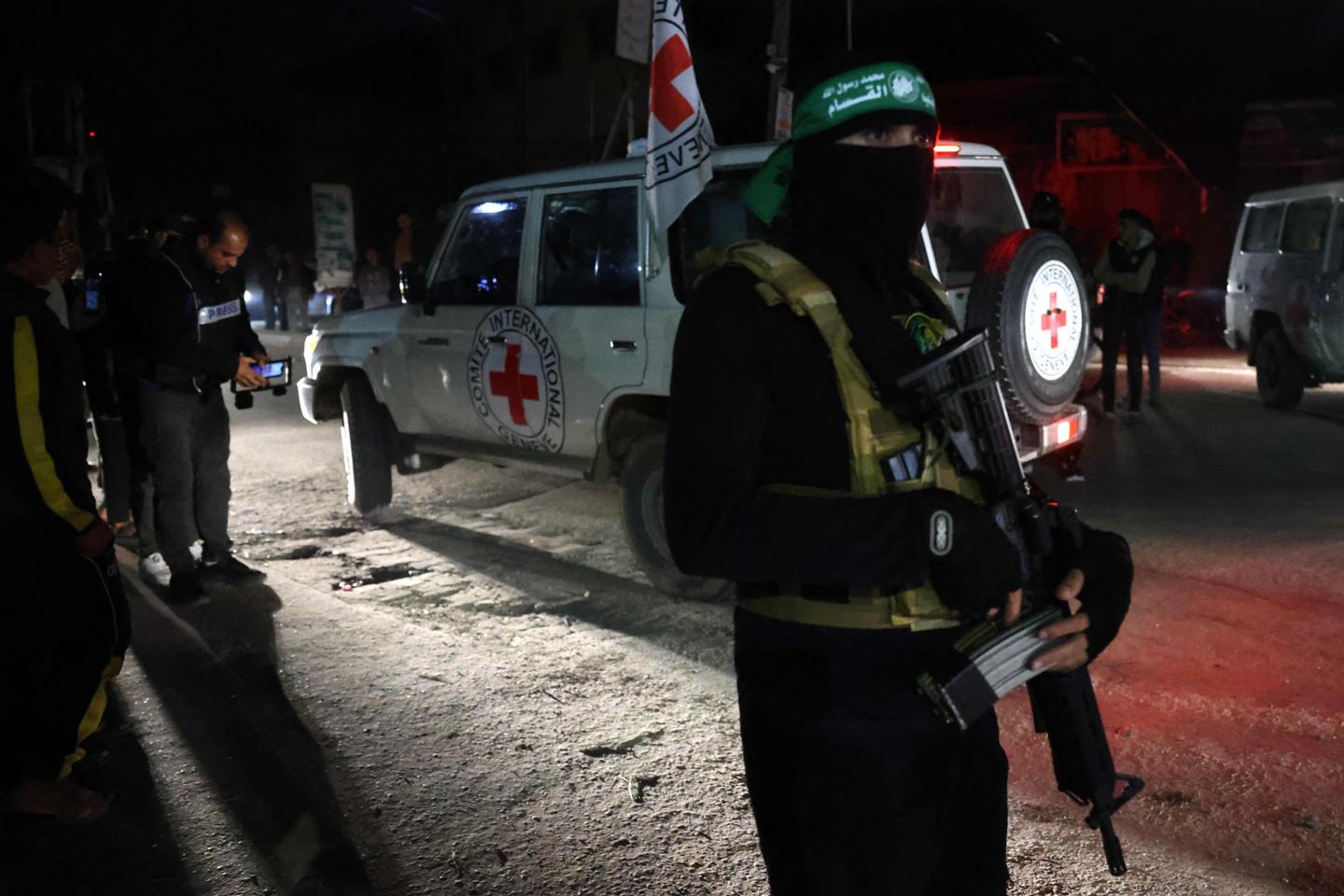 French hostage one of two released in extended Gaza truce