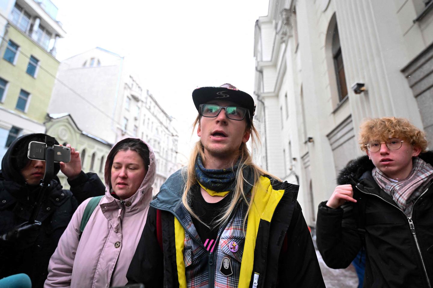 Russia bans 'international LGBT movement' for 'extremism'