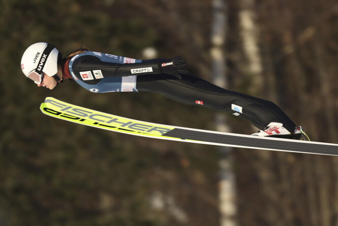 Frenchwoman Joséphine Pagnier, during the ski jumping World Cup event in Lillehamer (Norway), December 3, 2023.