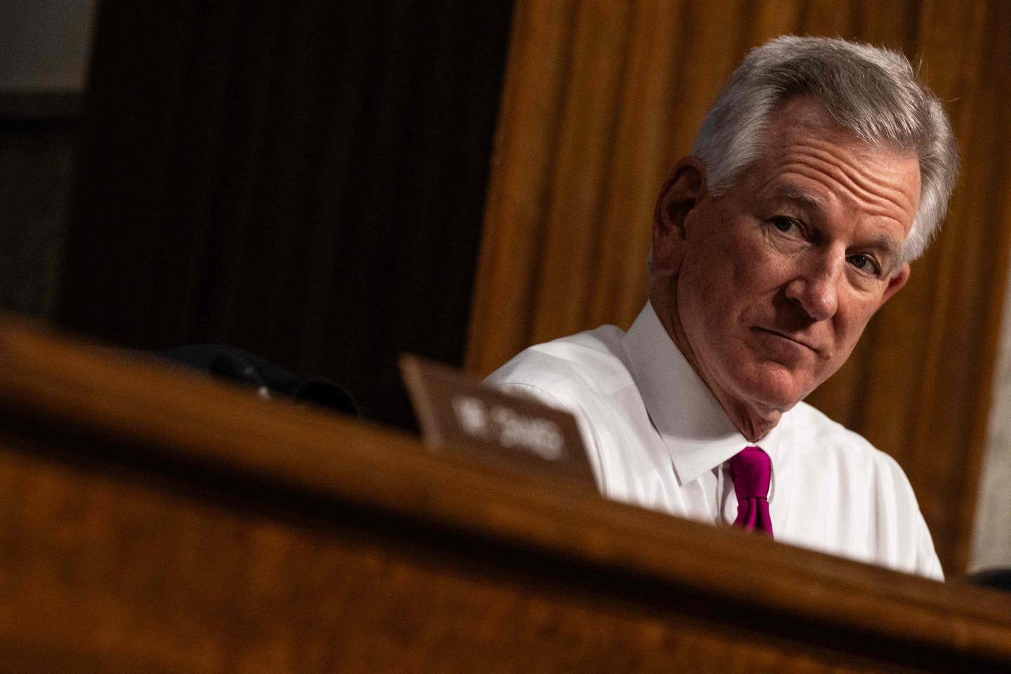 Senate Republican ends blockade of 400 military promotions