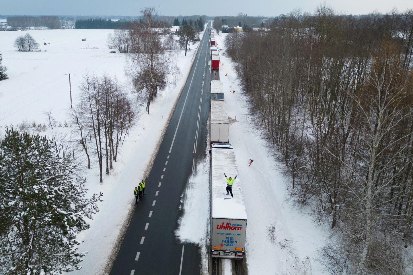 Ukraine says trucker blockade at Polish border has ended