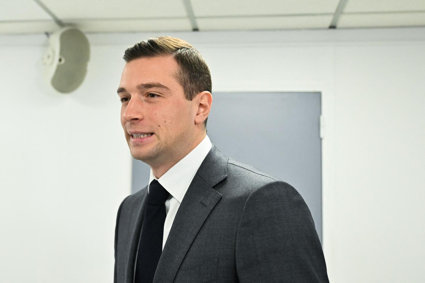 Polémique après l’éviction d’une journaliste à la Guadeloupe, écartée de l’antenne à la suite d’une interview de Jordan Bardella