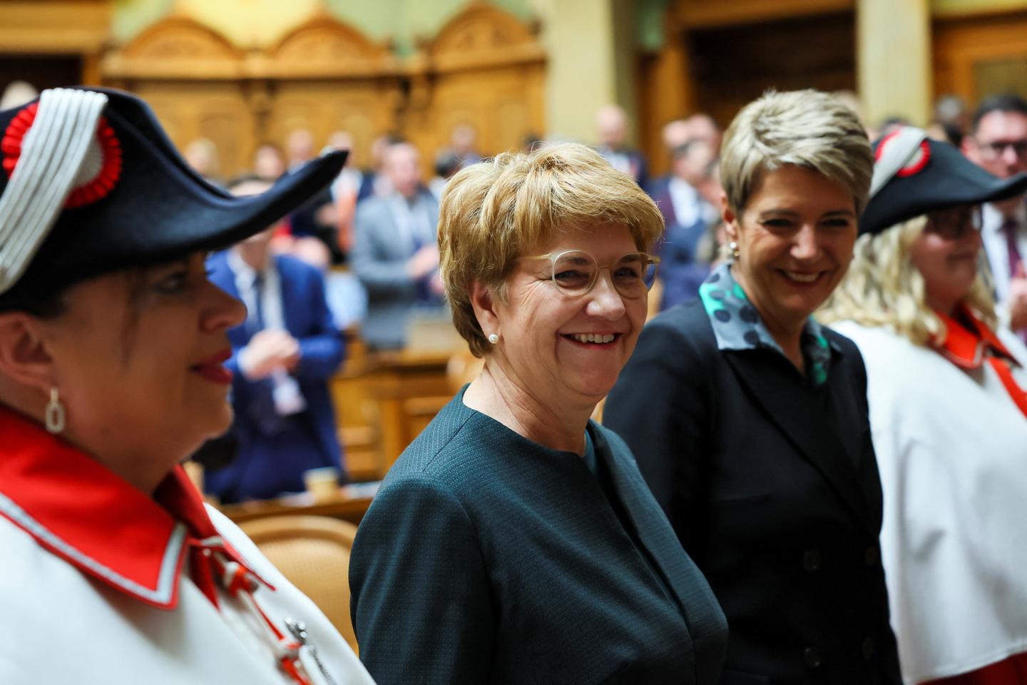 Viola Amherd, ministre de la défense suisse, élue présidente pour un an