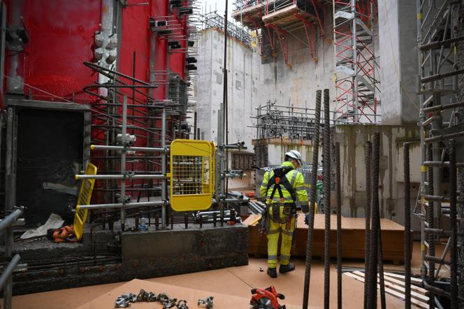 Sur le chantier de la centrale nucléaire d’Hinkley Point, près de Bridgwater (sud-ouest de l’Angleterre), le 27 avril 2023.