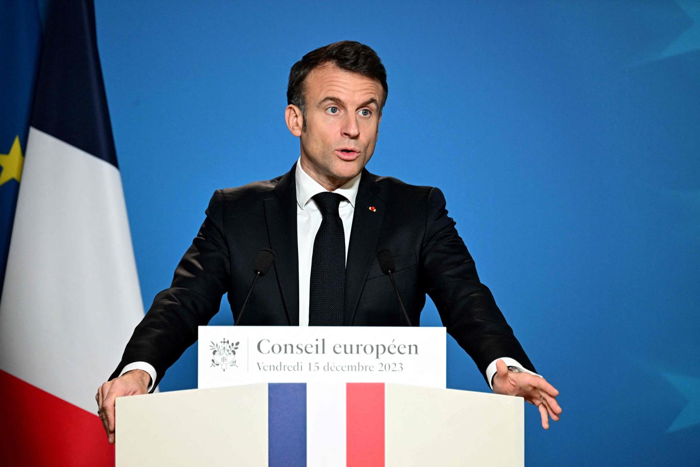 'I haven't changed my number': Macron still open to peace dialogue with Putin