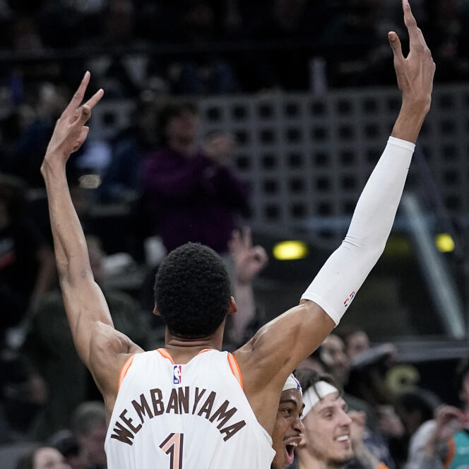 Victor Wembanyama po zwycięstwie Spurs nad Los Angeles Lakers w NBA, San Antonio, 15 grudnia 2023 r.