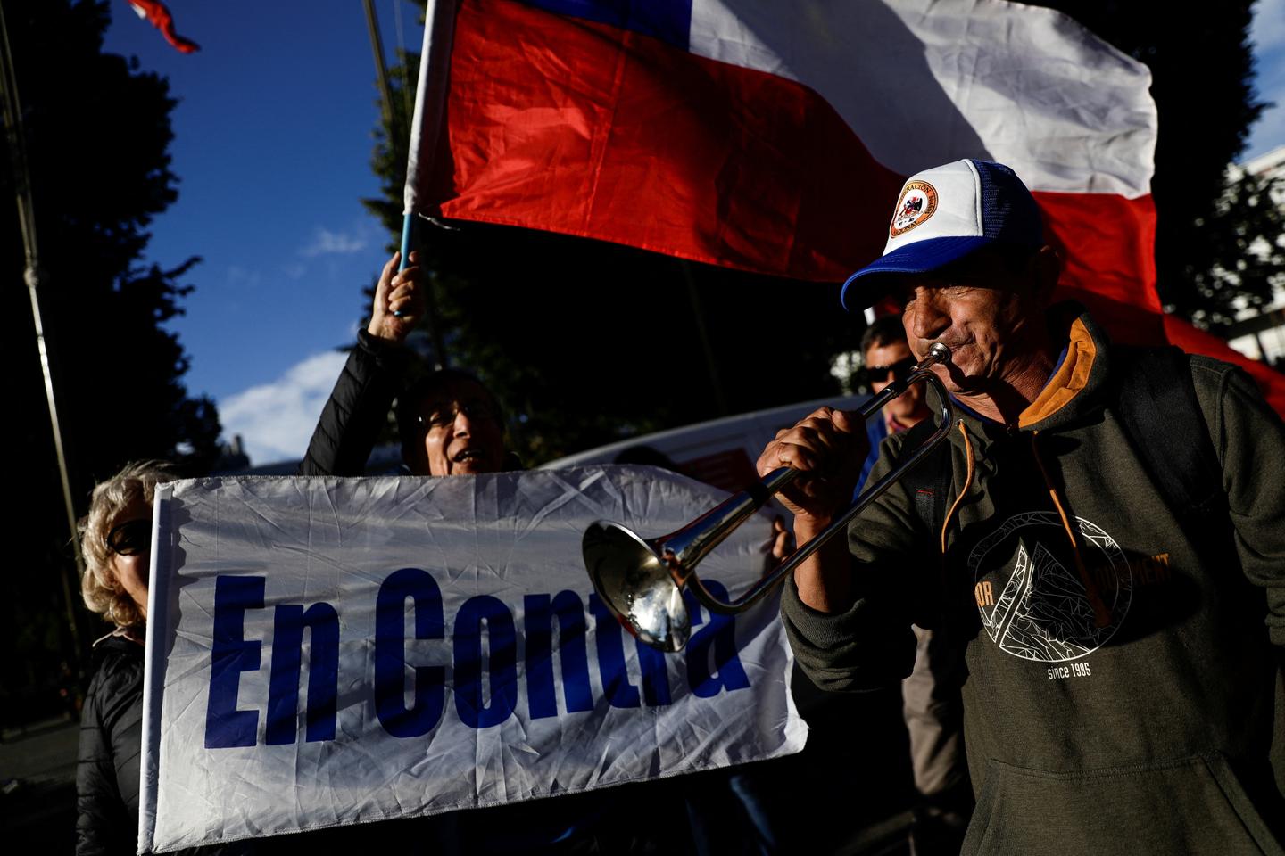 New balance hotsell chile concepcion