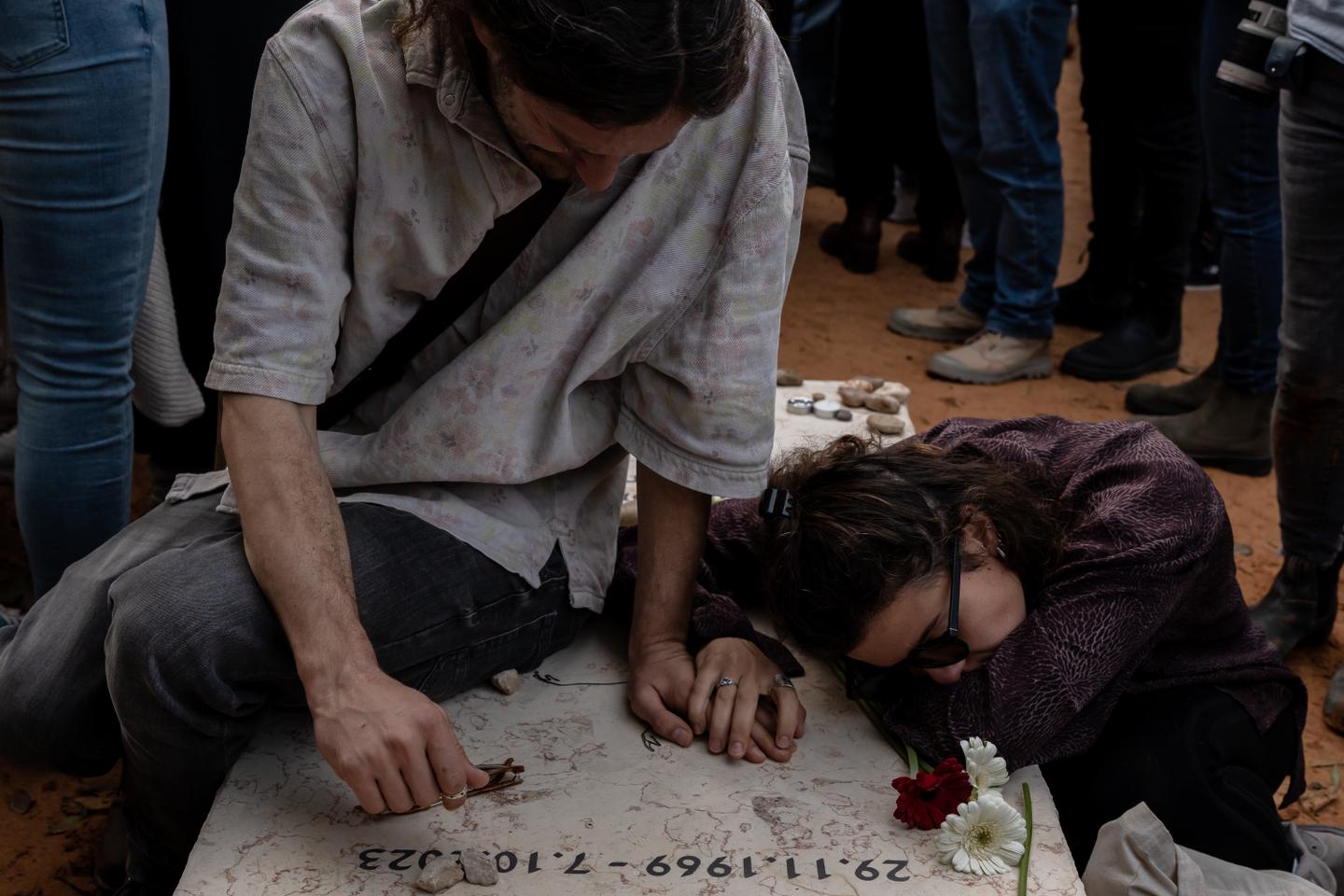 After Hamas attack, residents of Kfar Aza kibbutz now mourn their dead killed by Israeli army