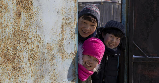 “If only I could hibernate”: the filmed story of a Mongolian teenager's struggle for success