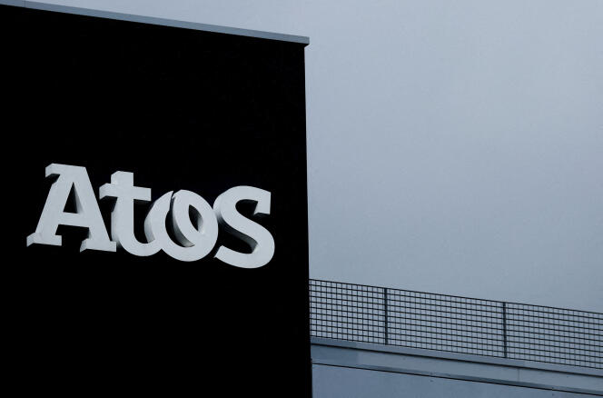 Le logo d’Atos, sur un bâtiment de l’entreprise à Nantes, le 11 mars 2022. 