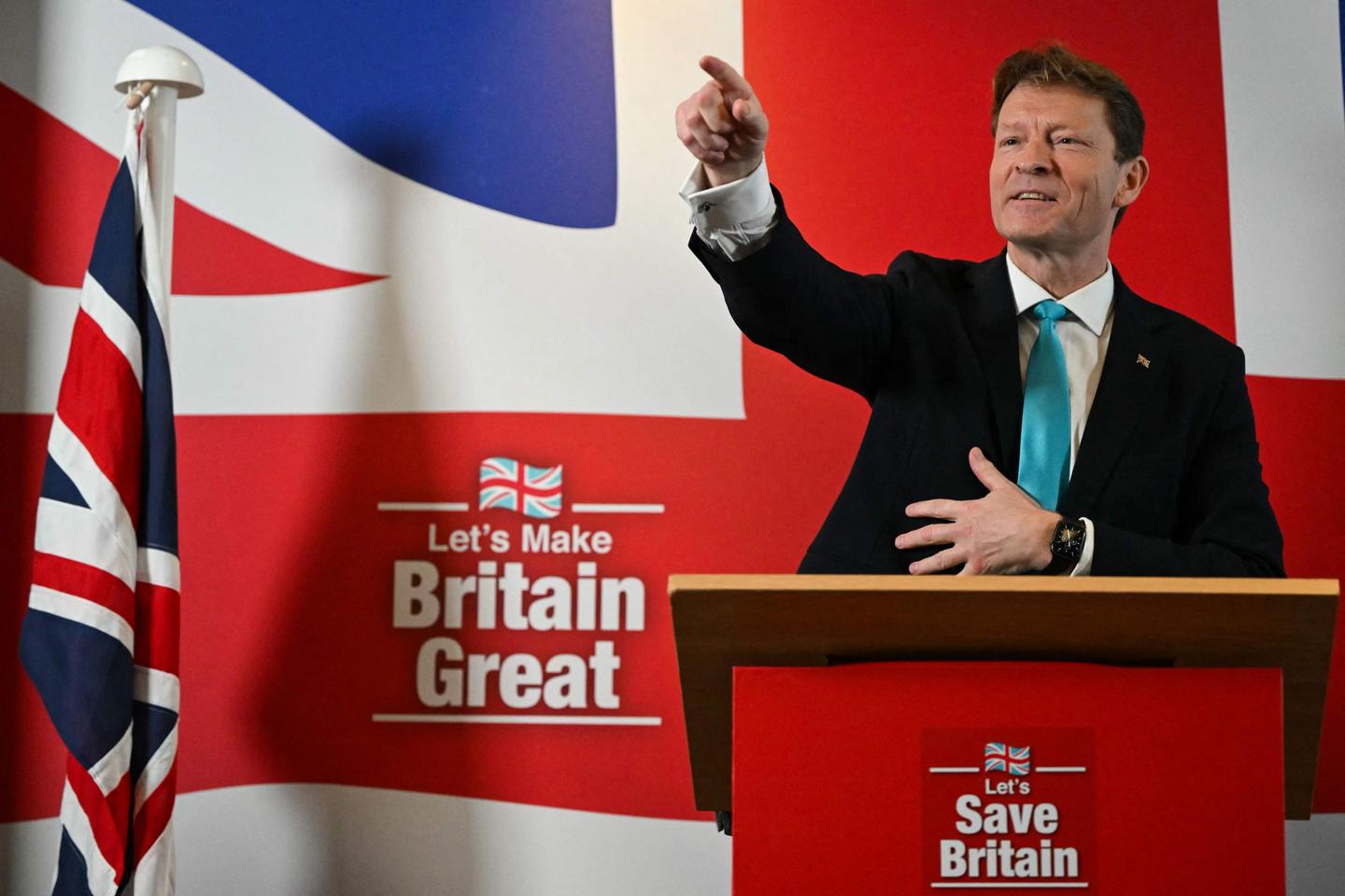 Far-right Reform UK party hopes to capitalize on Conservatives' weakness