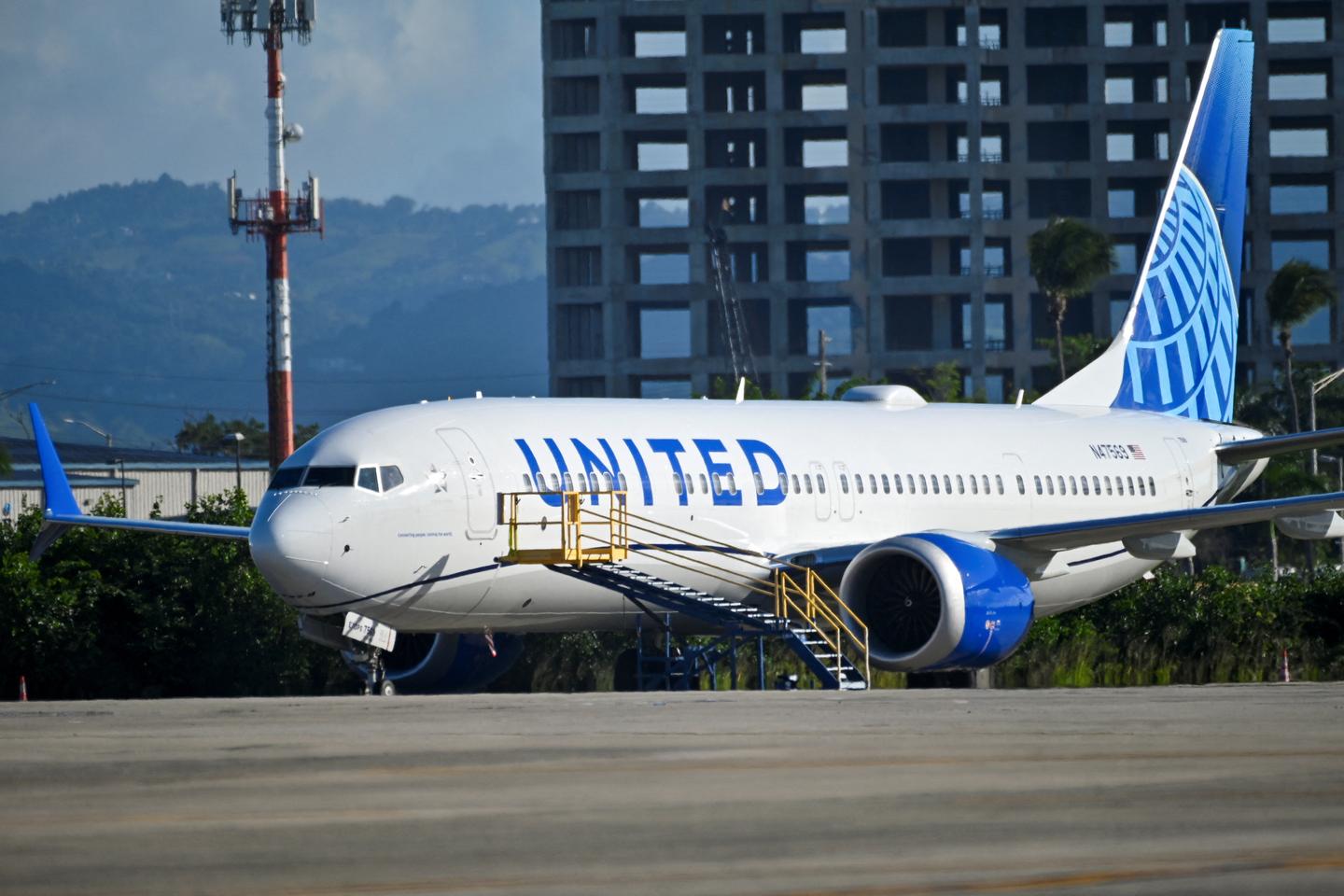 United Airlines discovers loose bolts on some of its Boeing MAX 9 planes