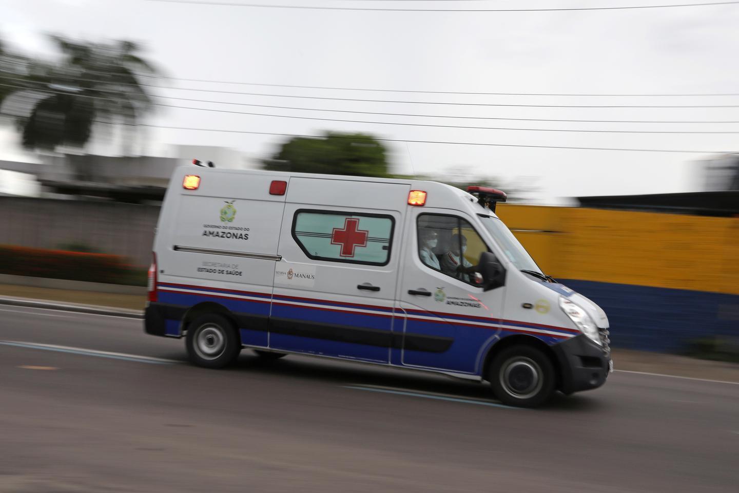 En Brasil, un accidente entre un autobús y un camión mata a veinticinco personas en Bahía, en el este del país