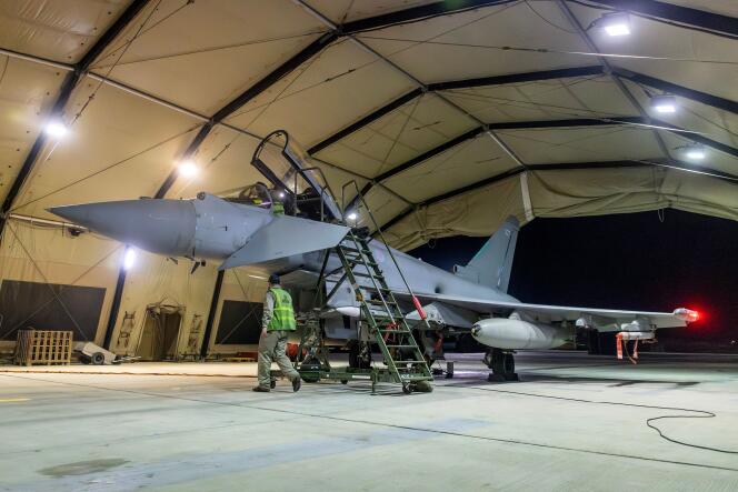 A fighter jet at the British military base in Akrotiri, Cyprus, after a raid on Houthi military targets in Yemen.  January 12, 2024. 