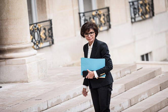 Arrivée de la ministre de la culture, Rachida Dati, lors du premier conseil des ministres du nouveau gouvernement Attal au palais de l’Elysée, à Paris, le 12 janvier 2024.