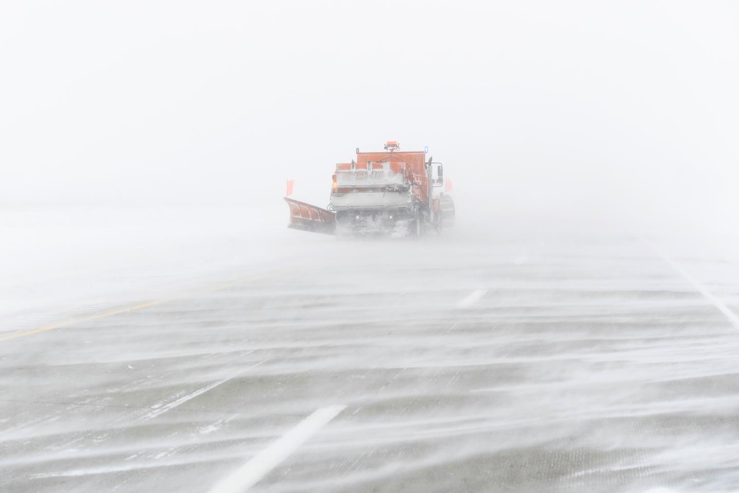 Ferocious winter weather in the US: closed highways, Republican campaign events canceled
