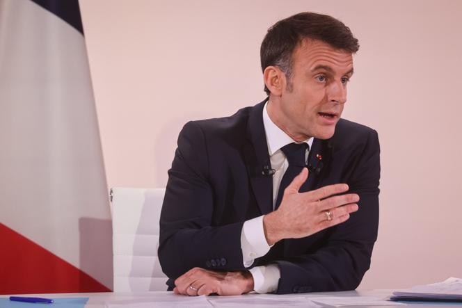 Emmanuel Macron, lors de sa conférence de presse, à l’Elysée, à Paris, le 16 janvier 2024.