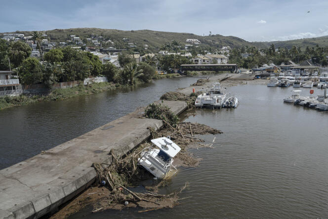 La marina de Saint-Gilles-les-Bains, après le passage du cyclone Belal, à La Réunion, le 16 janvier 2024. 