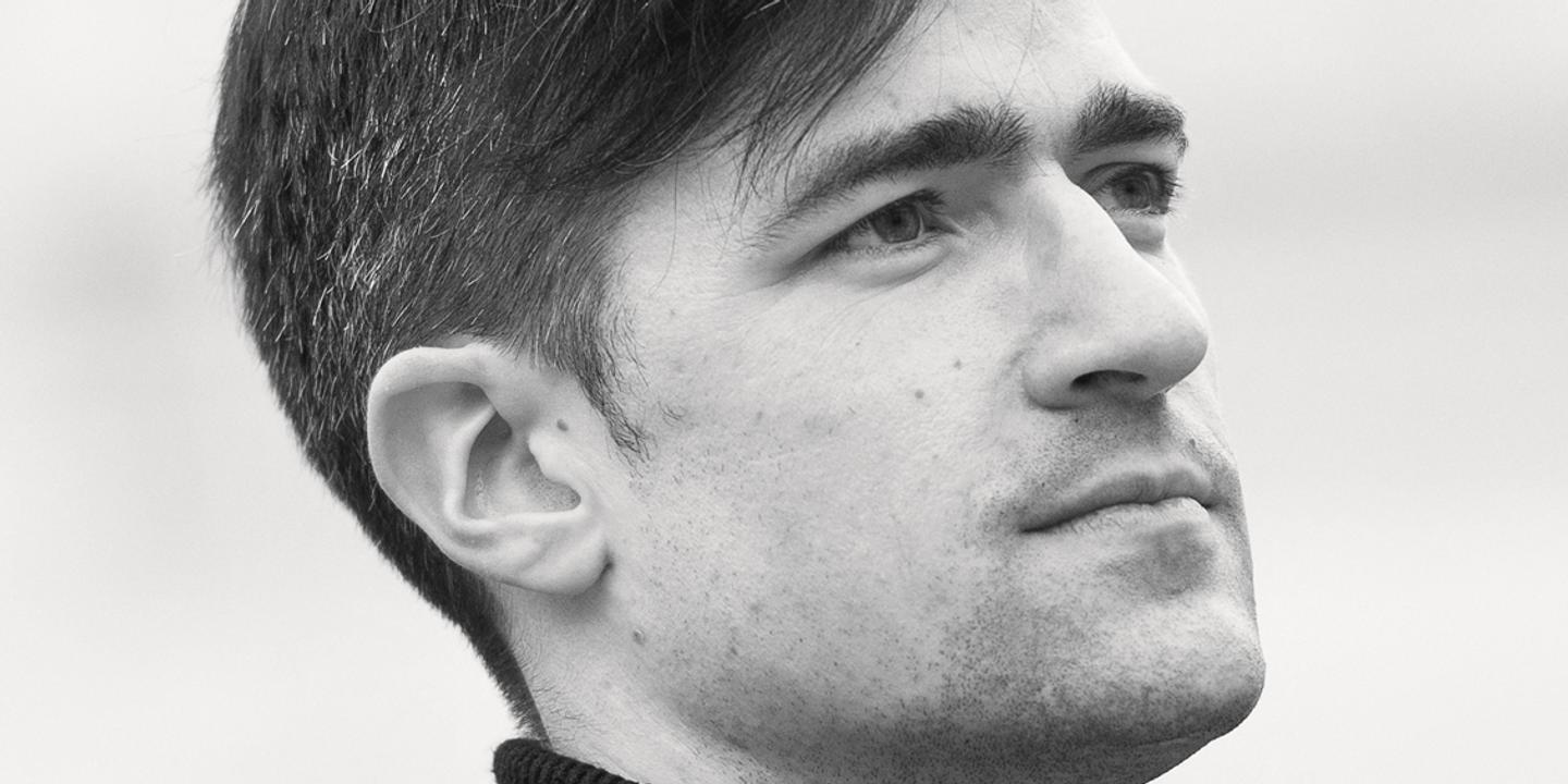 Qui est vraiment… Martin Sellner, l’identitaire qui inspire les extrêmes droites européennes