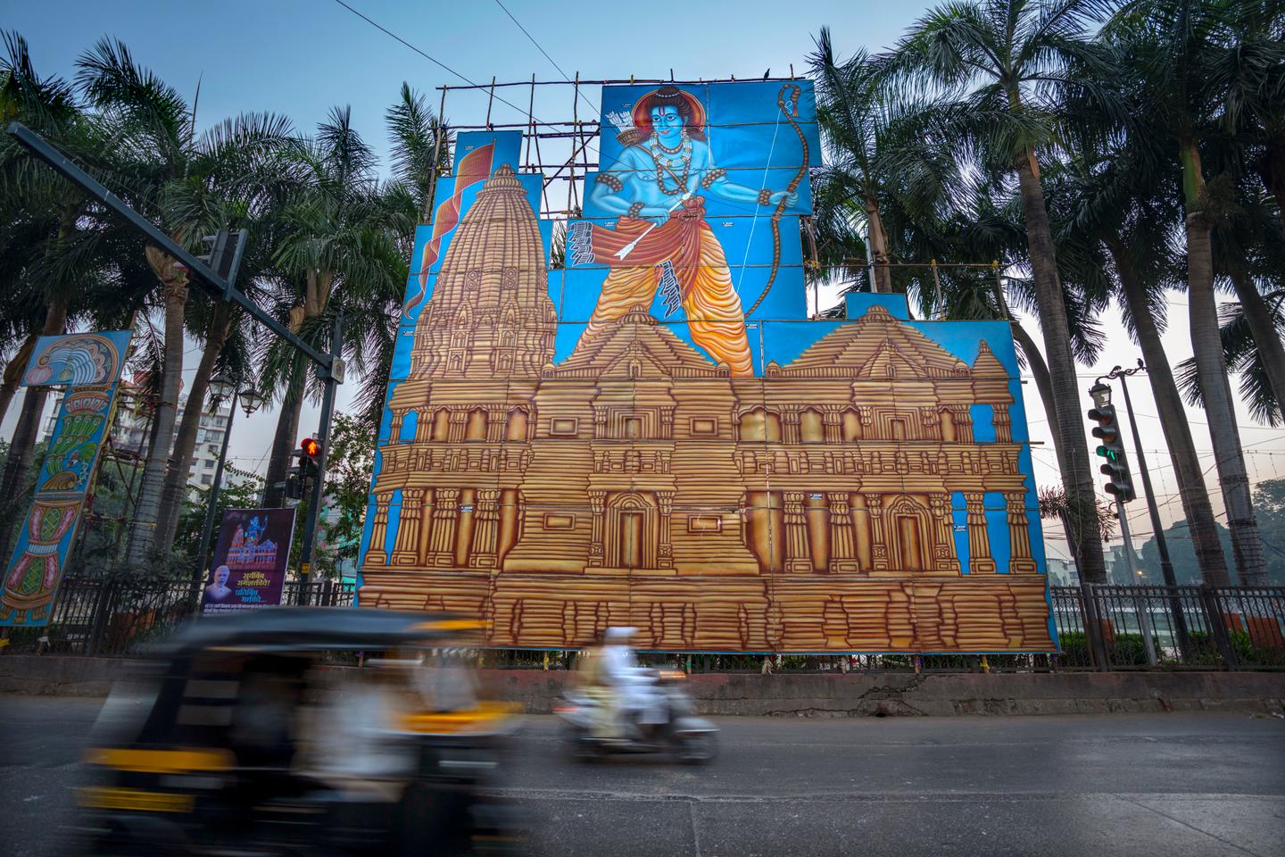 Muslim shopfronts torn down in Mumbai after religious clashes