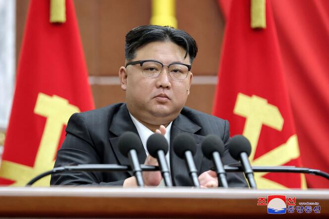 Le dirigeant nord-coréen, Kim Jung-un, sur une photo non datée diffusée par l’agence officielle KCNA, le 31 décembre 2023.