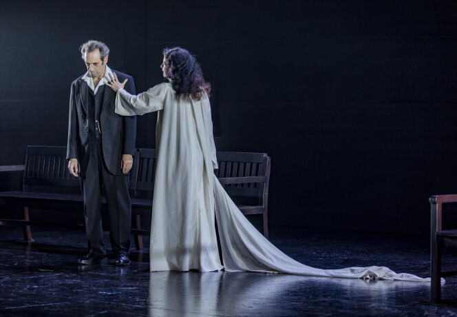 Lors d’une représentation de la pièce « Anna Karénine » à Tel-Aviv (Israël), le 24 janvier 2023.