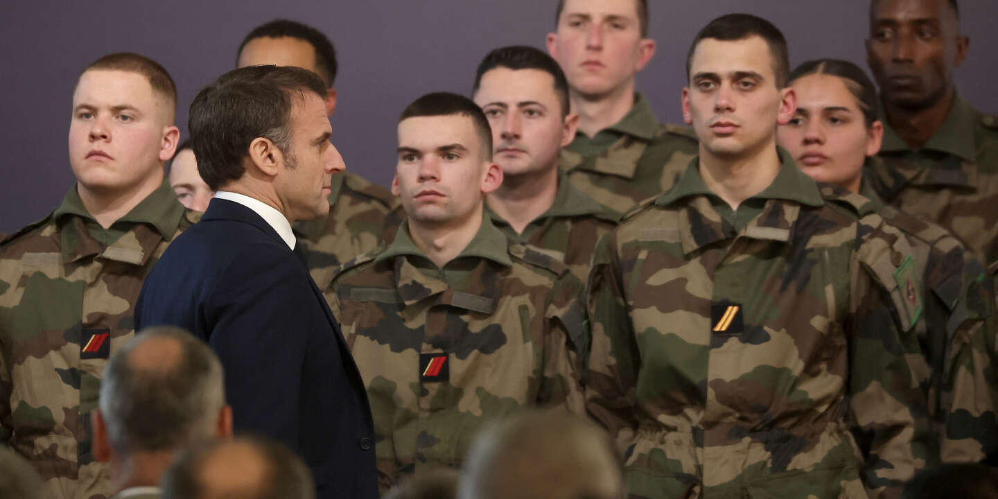 Devant les armées, Emmanuel Macron demande aux industriels de  gagner en rapidité, en volume et en innovation 