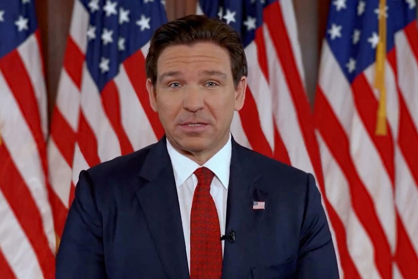 Ron Desantis drops out of Republican presidential race and endorses Trump